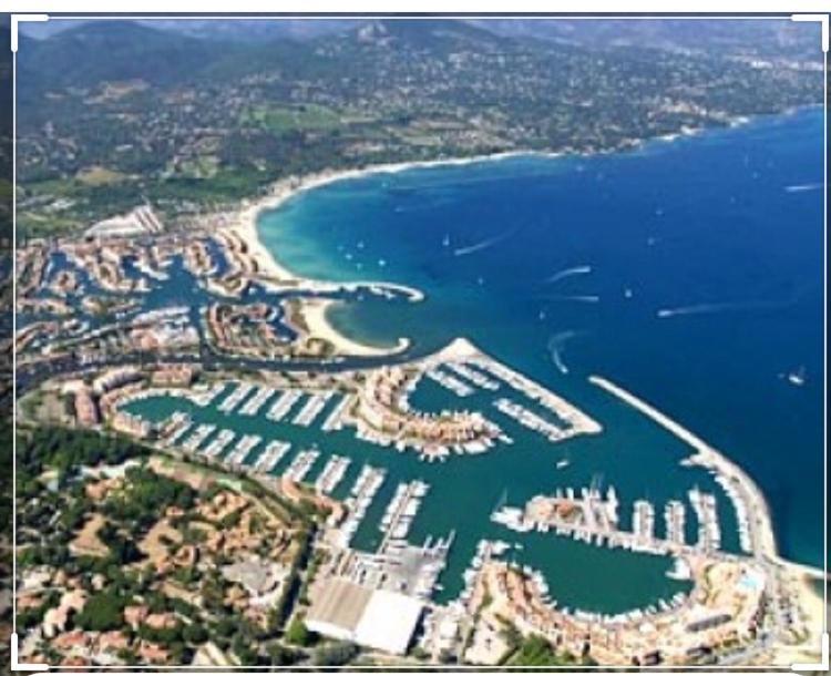 Cavalaire Vue Mer Au Loin Maisonnette Tout Equipee Pour 4 Personnes Avec Piscine Clim Wifi Velos Tv Barbecues Eksteriør billede